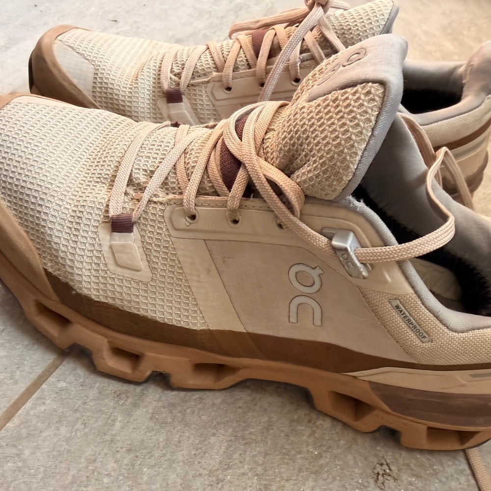 On Running Cloudtrail Waterproof Sneakers in Beige and Brown